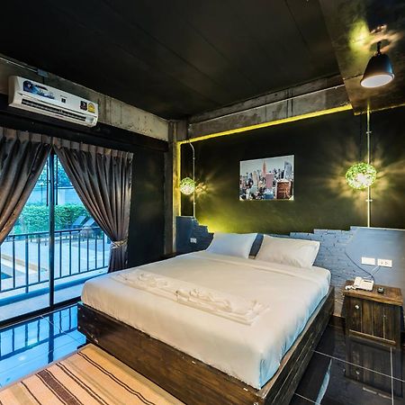 Nine Blue Residence Nong Prue Екстер'єр фото