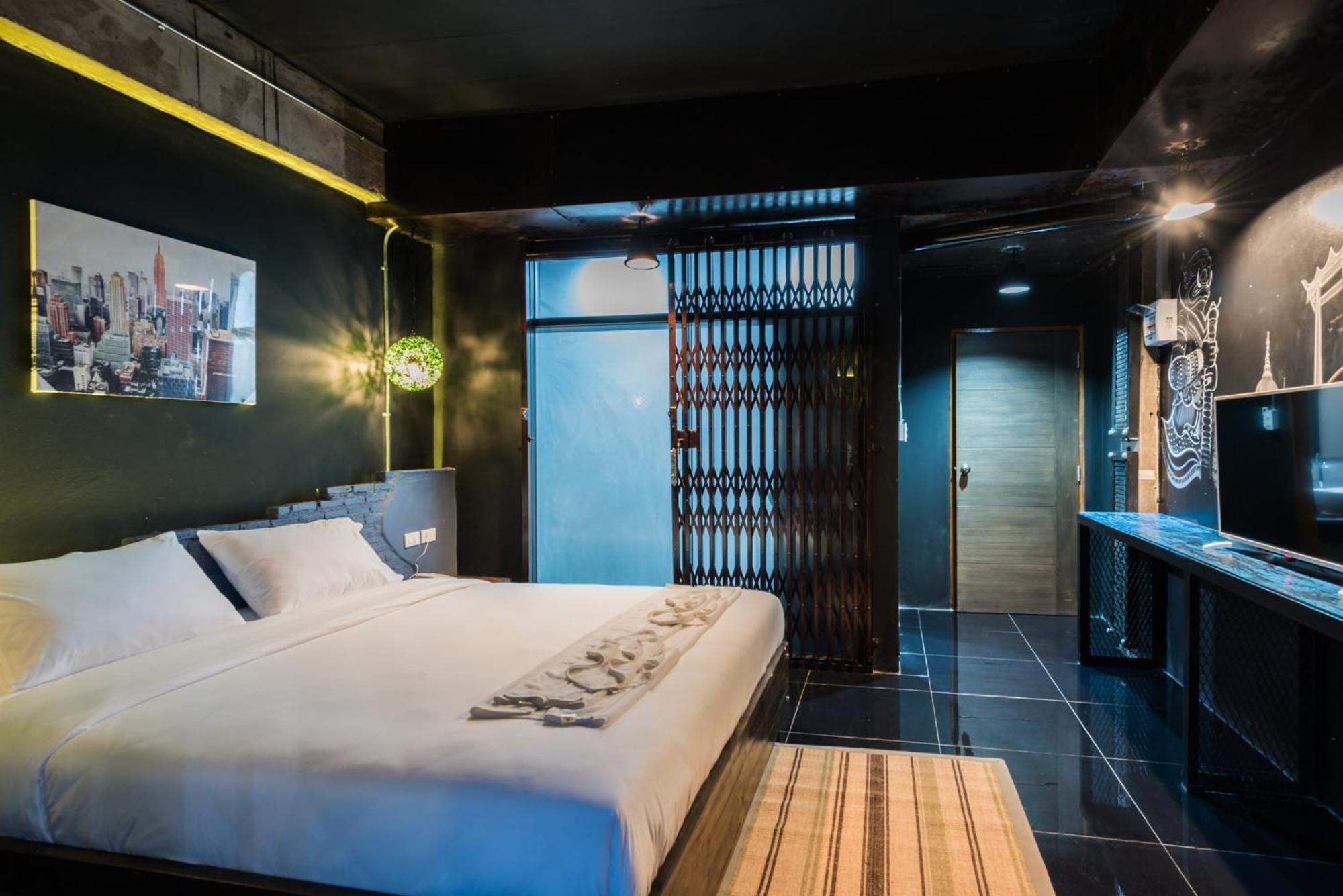 Nine Blue Residence Nong Prue Екстер'єр фото
